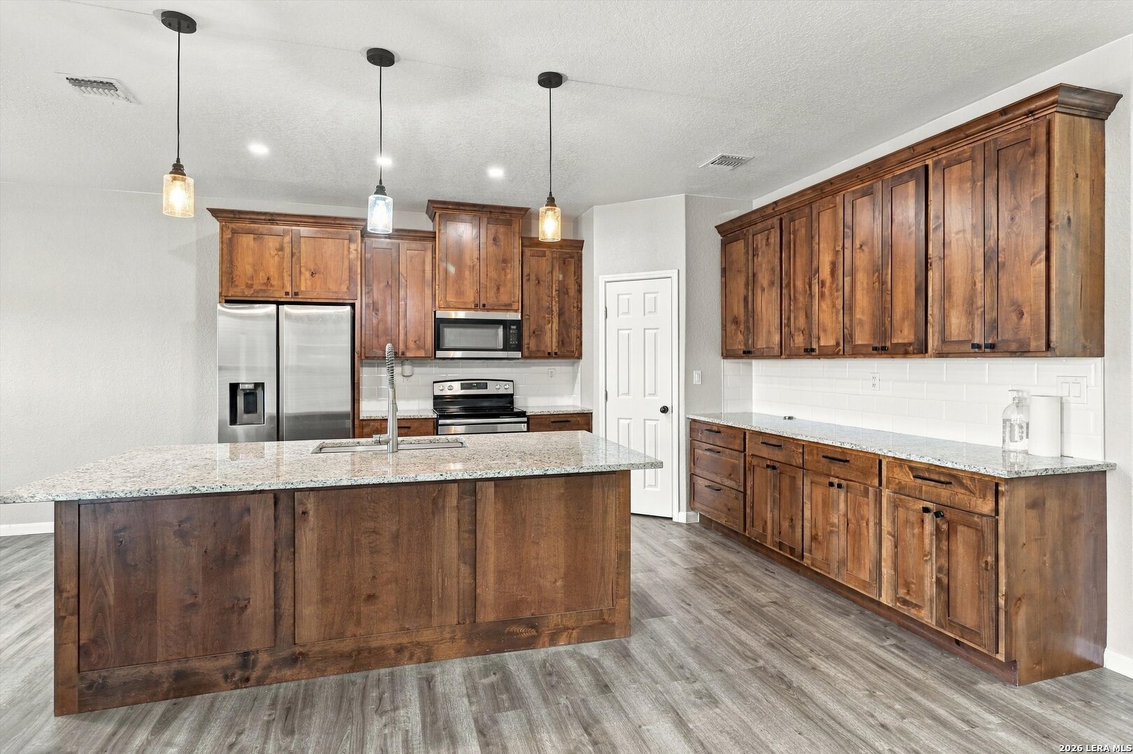 39 Eaglerock Poteet TX 78065