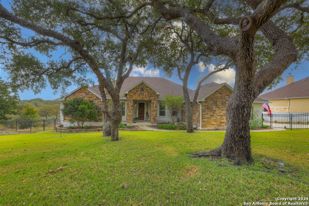 1068 Bridlewood New Braunfels TX 78132