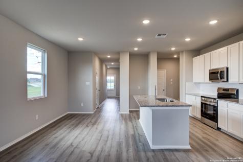 2527 Dry Moss Way San Antonio TX 78224