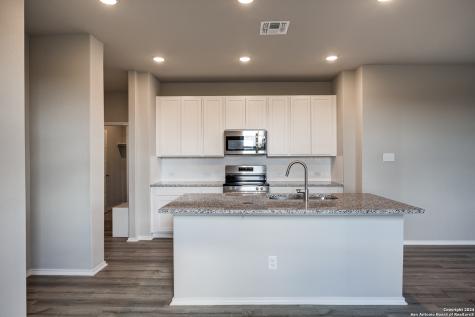 2527 Dry Moss Way San Antonio TX 78224