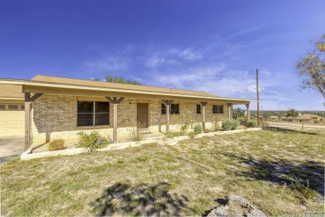 171 Big Oak Drive Adkins TX 78101