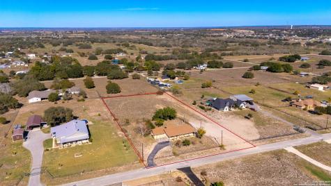 171 Big Oak Drive Adkins TX 78101
