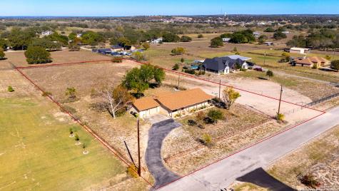 171 Big Oak Drive Adkins TX 78101
