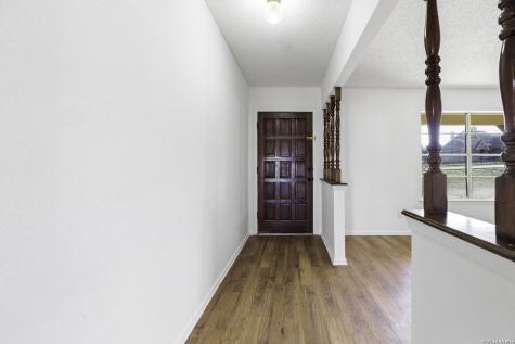 171 Big Oak Drive Adkins TX 78101
