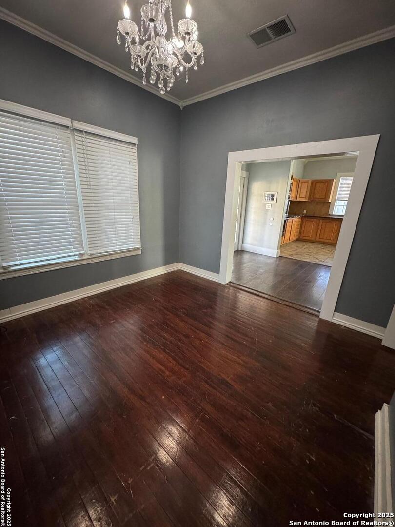 300 E Church Street Three Rivers TX 78071