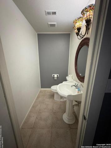 300 E Church Street Three Rivers TX 78071