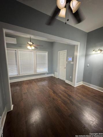 300 E Church Street Three Rivers TX 78071
