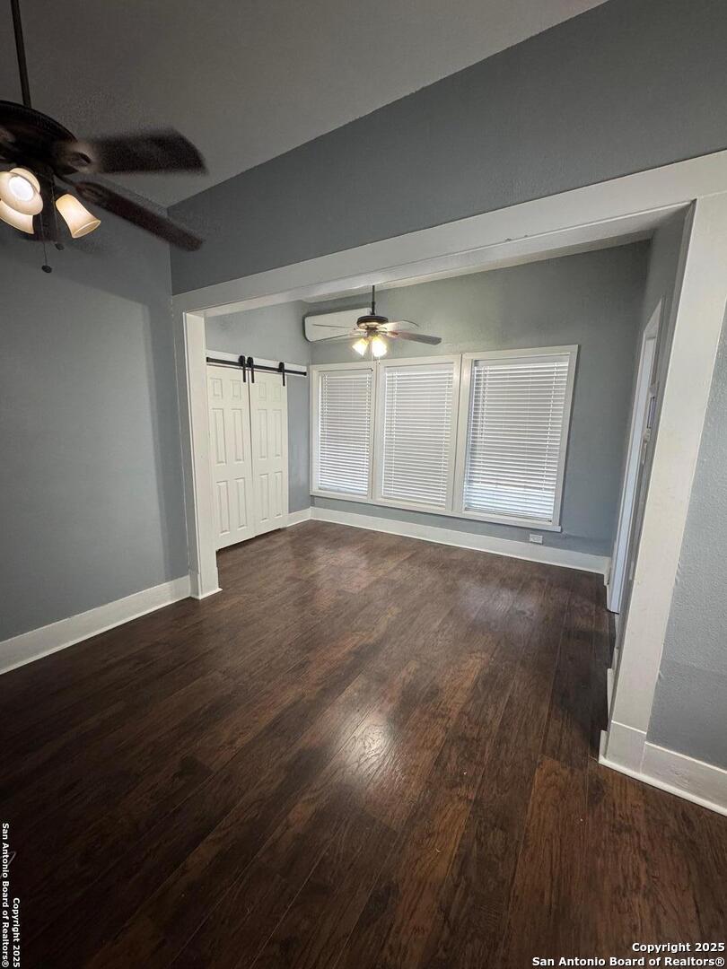 300 E Church Street Three Rivers TX 78071