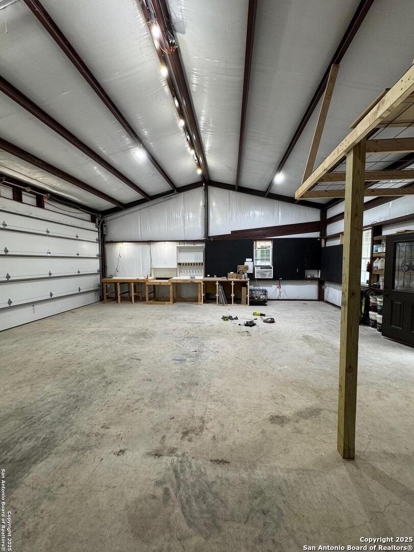 300 E Church Street Three Rivers TX 78071