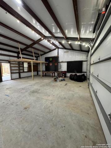300 E Church Street Three Rivers TX 78071