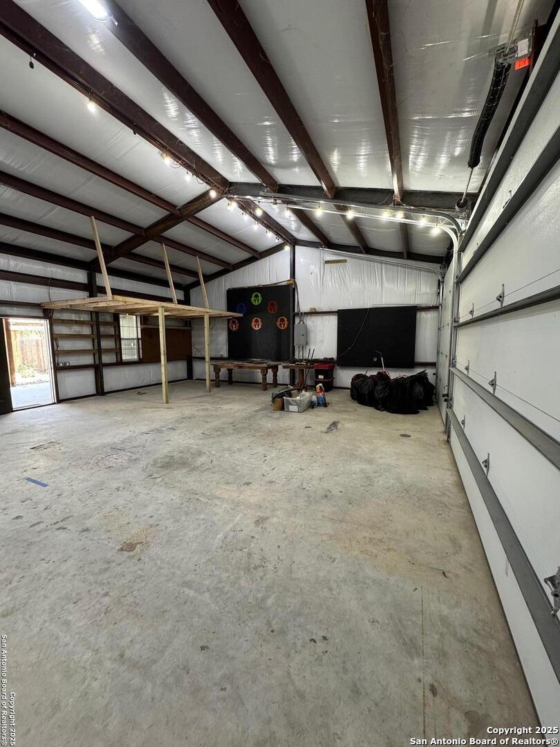 300 E Church Street Three Rivers TX 78071