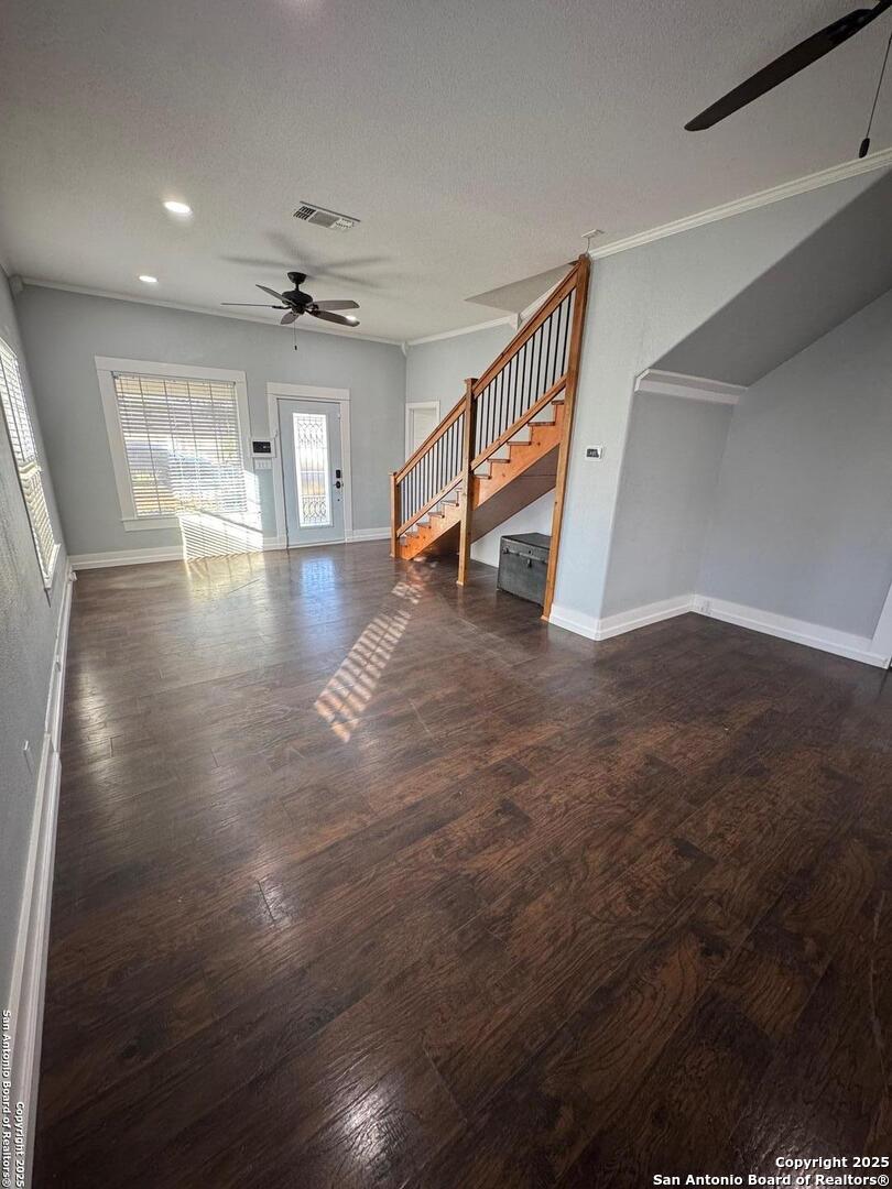 300 E Church Street Three Rivers TX 78071