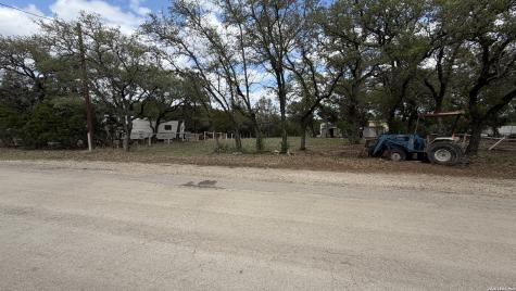 7513 Whartons Dock Road Bandera TX 78003