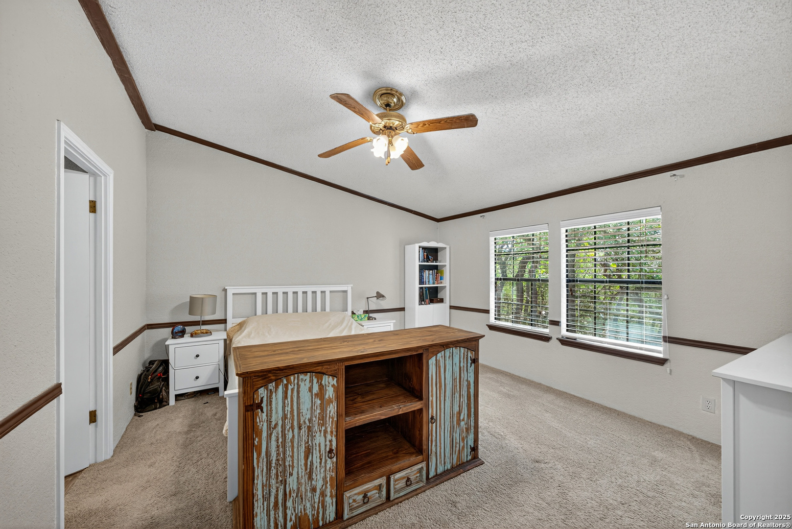 455 Oak View Drive Lakehills TX 78063