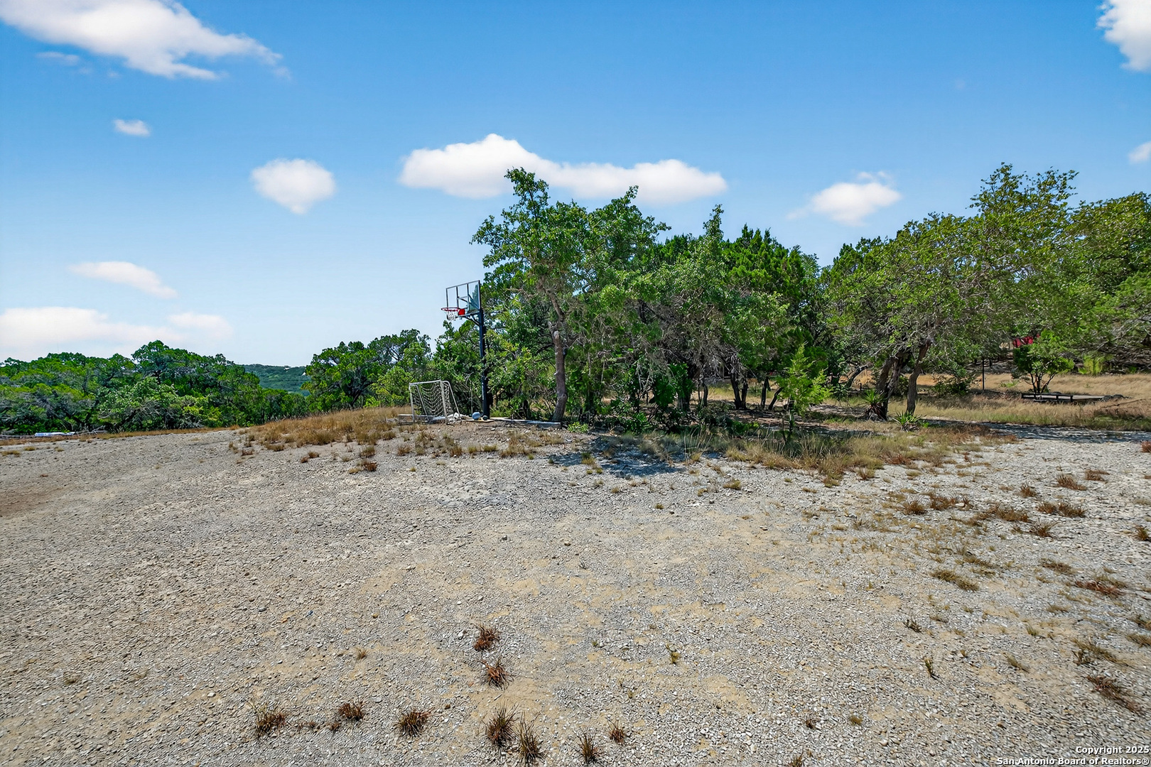455 Oak View Drive Lakehills TX 78063