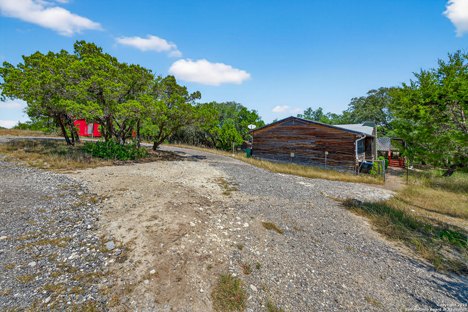 455 Oak View Drive Lakehills TX 78063