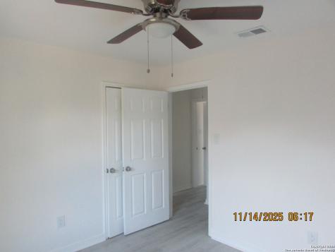 5243 Fountain Lake San Antonio TX 78244