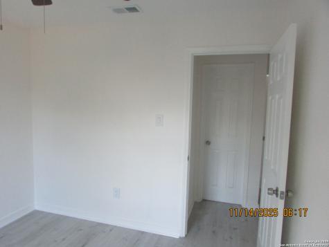 5243 Fountain Lake San Antonio TX 78244