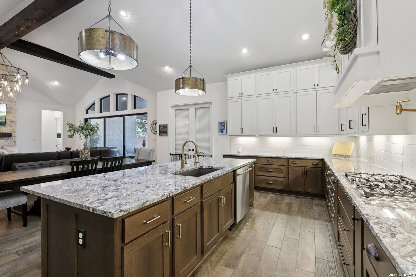 3831 Escalera Pass Bulverde TX 78163