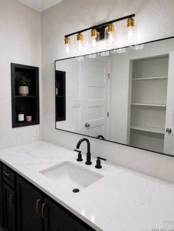 3919 Midvale Drive San Antonio TX 78229