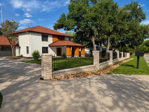 3919 Midvale Drive San Antonio TX 78229