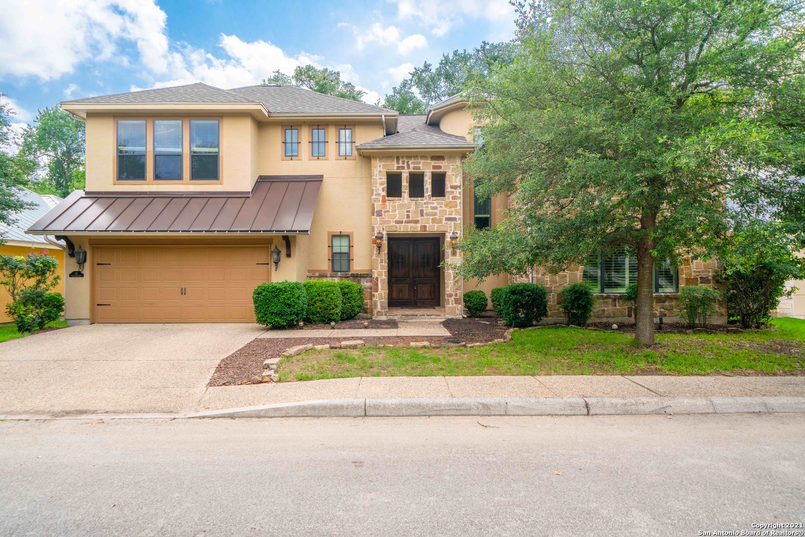 16 W Oaks Court Castle Hills TX 78213