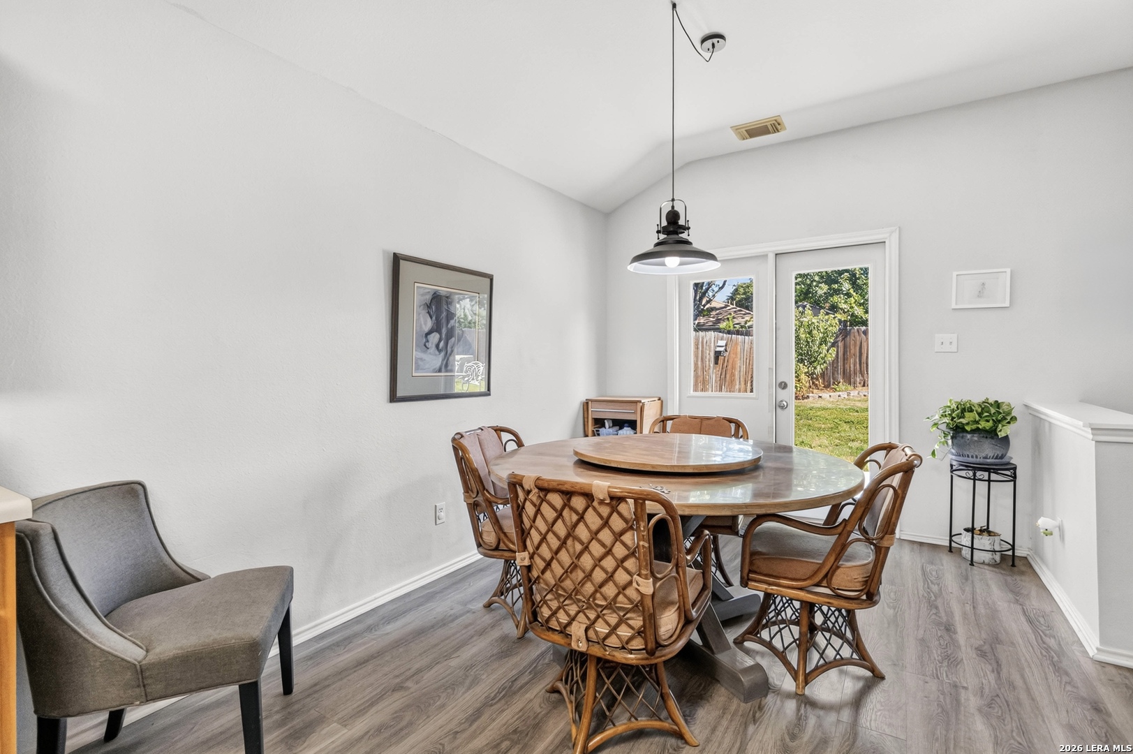 8811 Burgandy San Antonio TX 78240