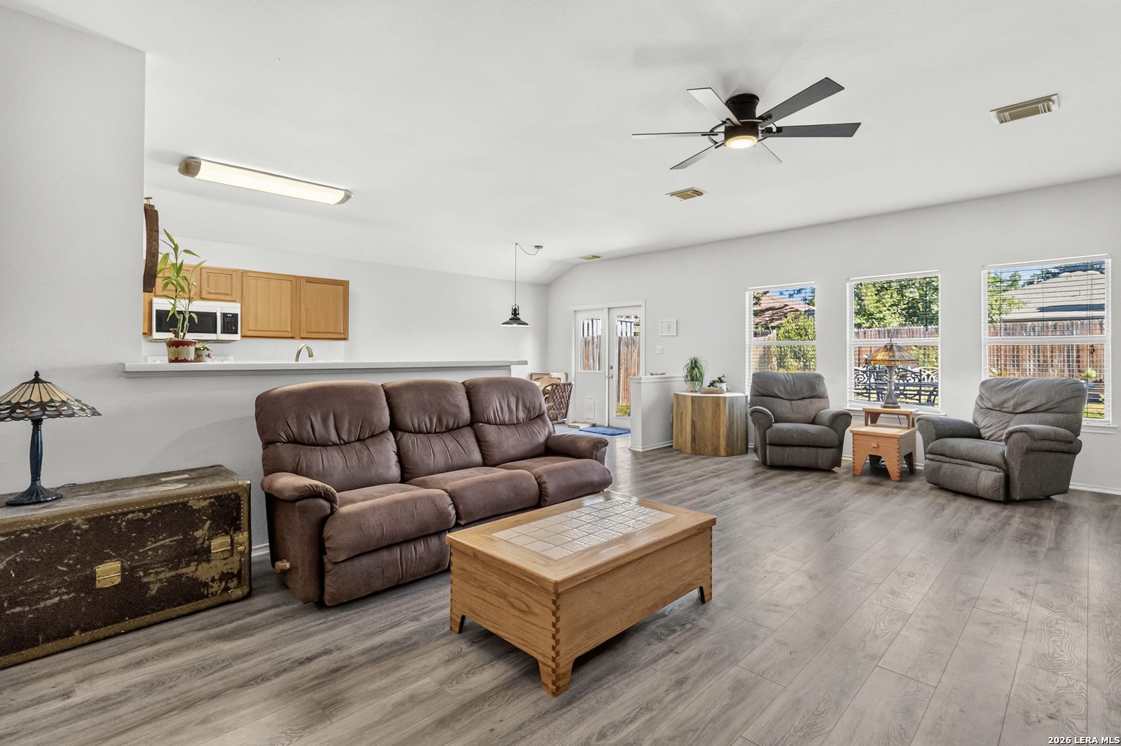 8811 Burgandy San Antonio TX 78240