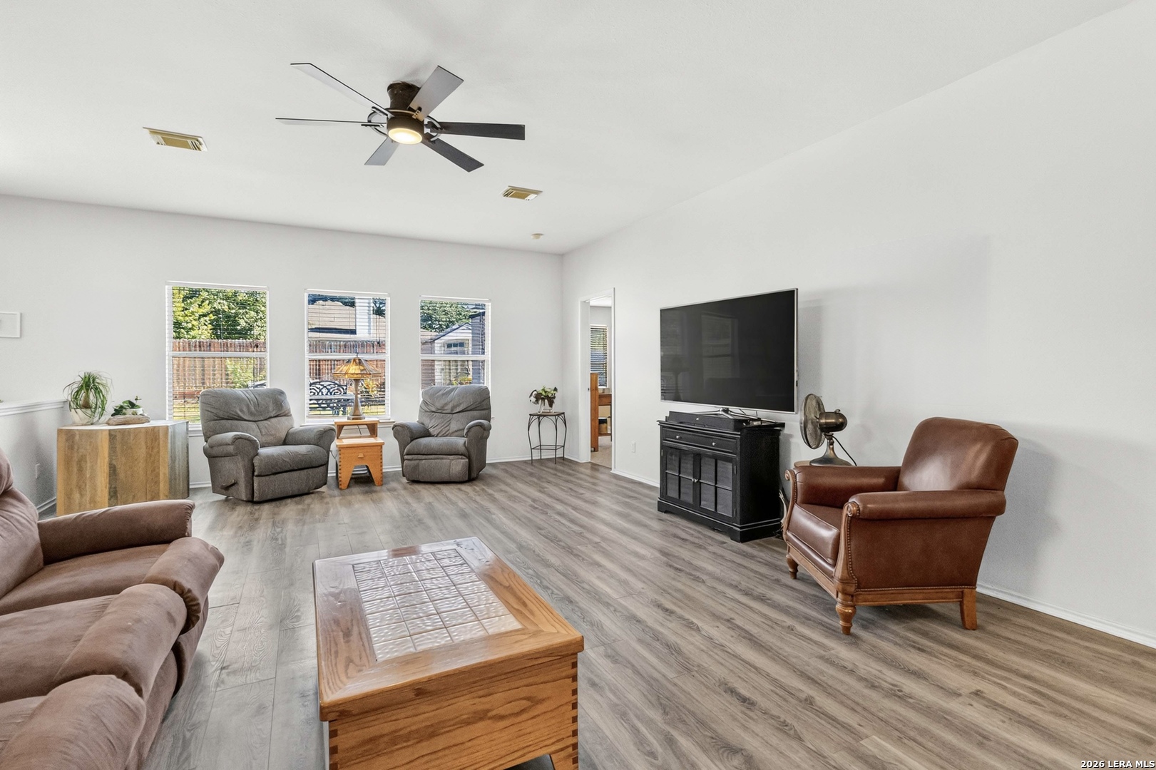 8811 Burgandy San Antonio TX 78240