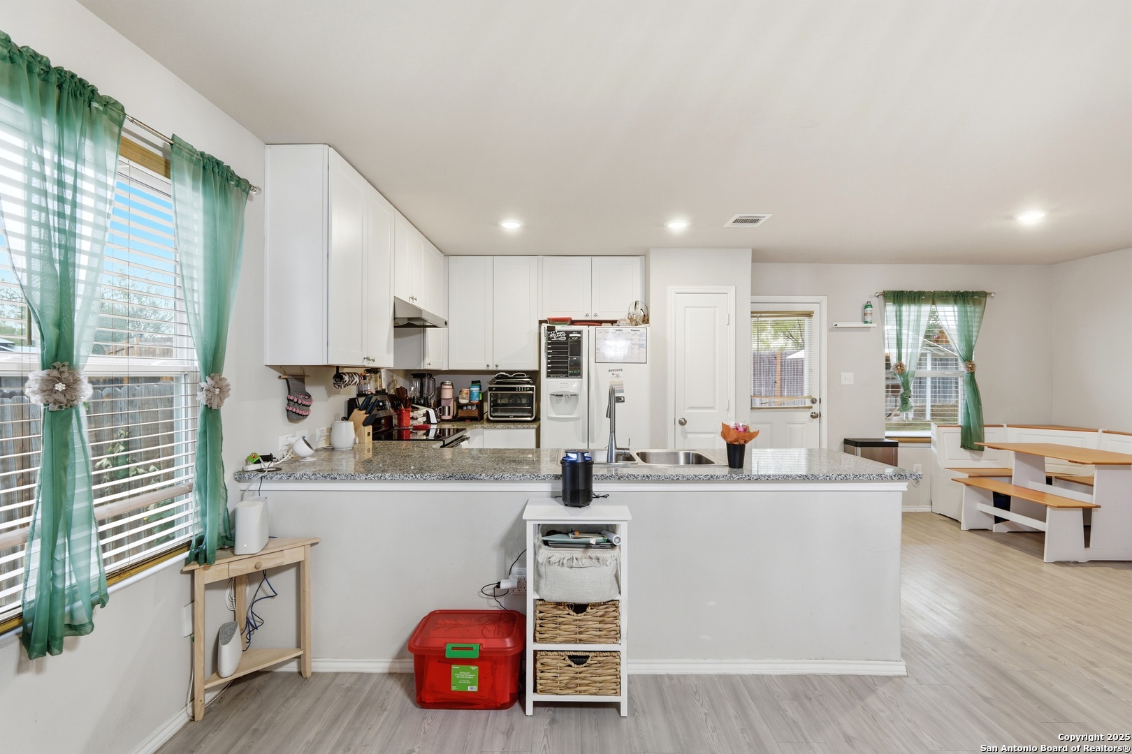 5643 Vista Pont San Antonio TX 78242
