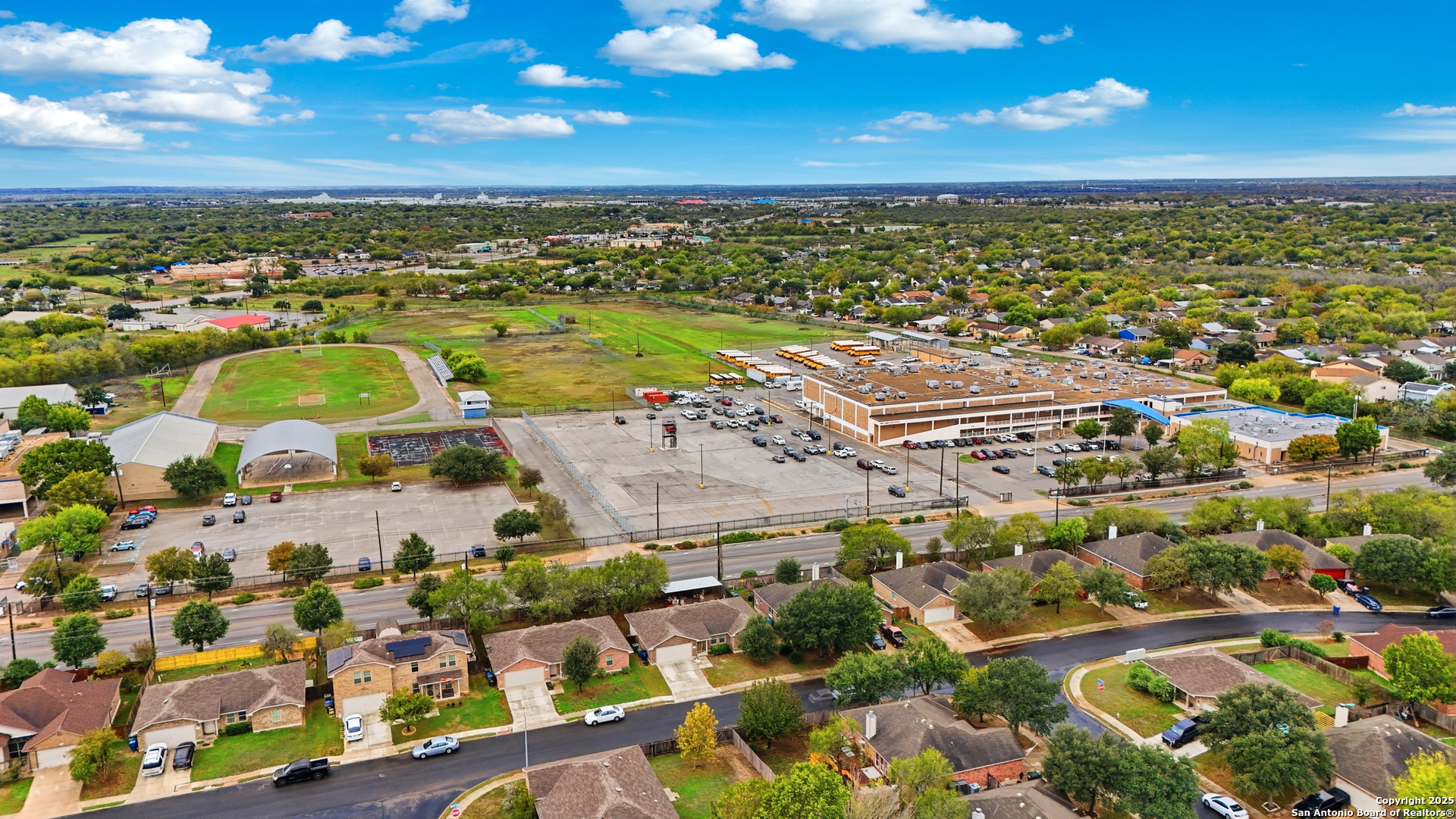 5643 Vista Pont San Antonio TX 78242