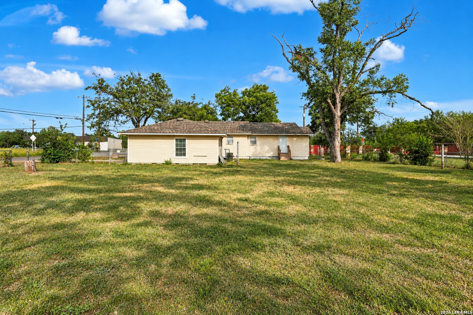 2329 S Ww White Road San Antonio TX 78222