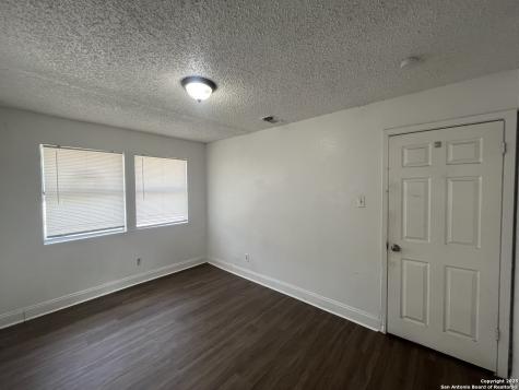 401 Riverdale Drive San Antonio TX 78228