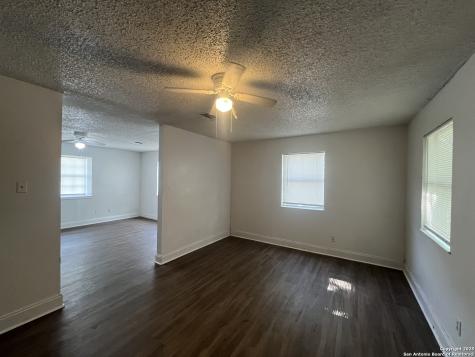 401 Riverdale Drive San Antonio TX 78228