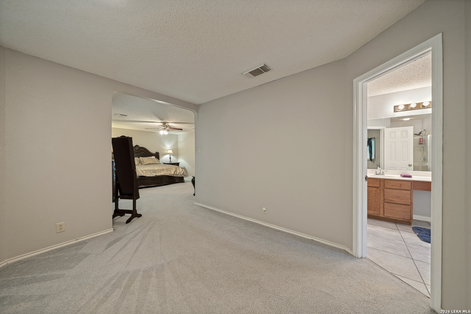8622 Park Olympia Universal City TX 78148