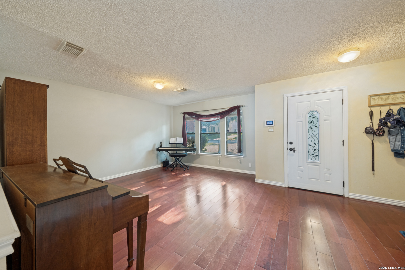 8622 Park Olympia Universal City TX 78148