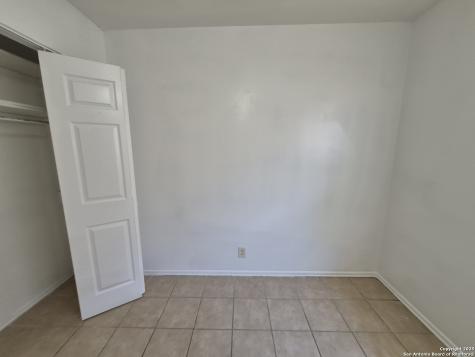 7319 Glen Cross San Antonio TX 78239