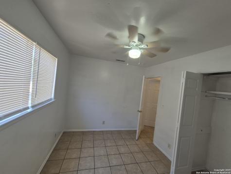 7319 Glen Cross San Antonio TX 78239