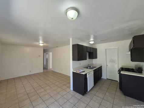 7319 Glen Cross San Antonio TX 78239