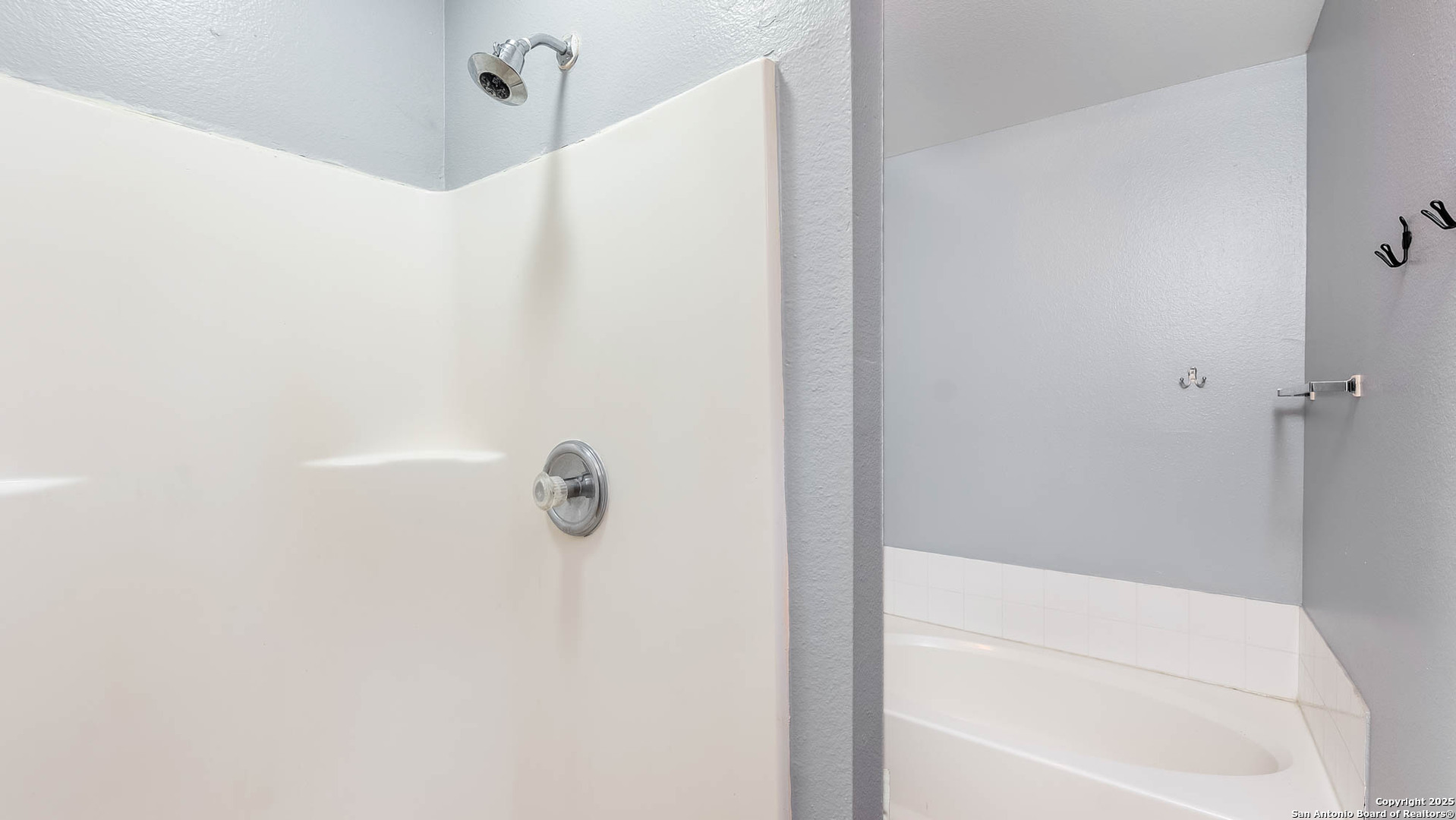 9406 San Fidel Rio San Antonio TX 78245