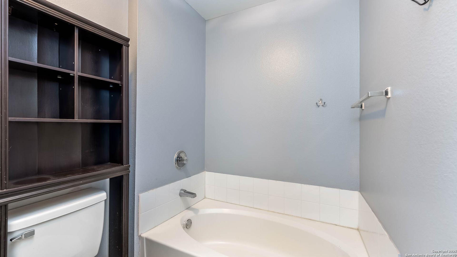 9406 San Fidel Rio San Antonio TX 78245
