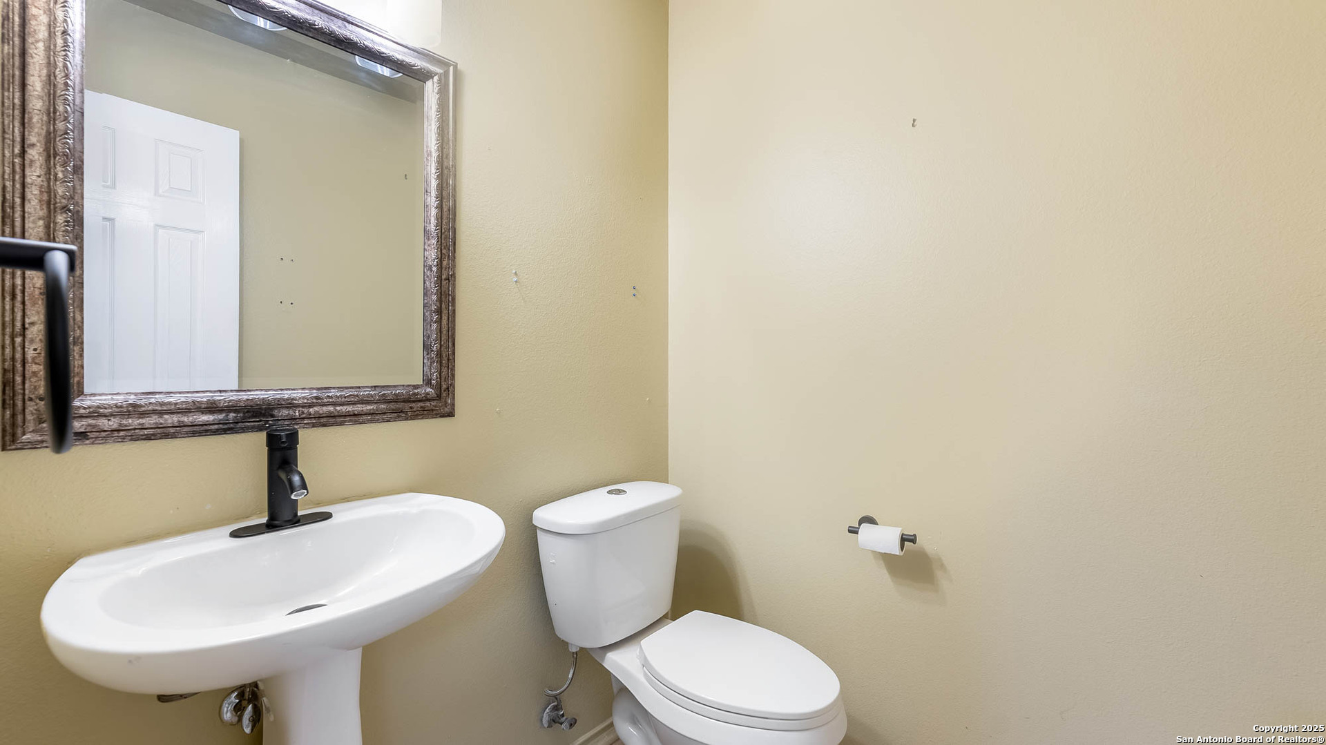9406 San Fidel Rio San Antonio TX 78245