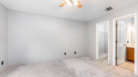 9406 San Fidel Rio San Antonio TX 78245