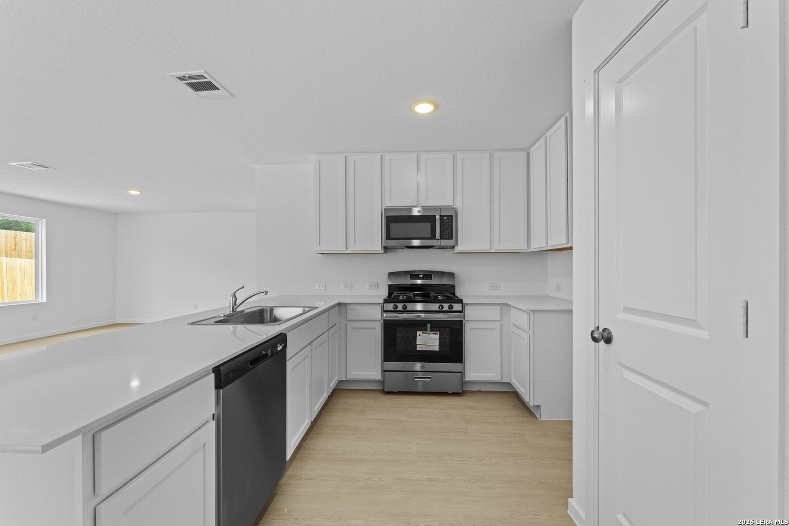 14923 Warwick Shire San Antonio TX 78254