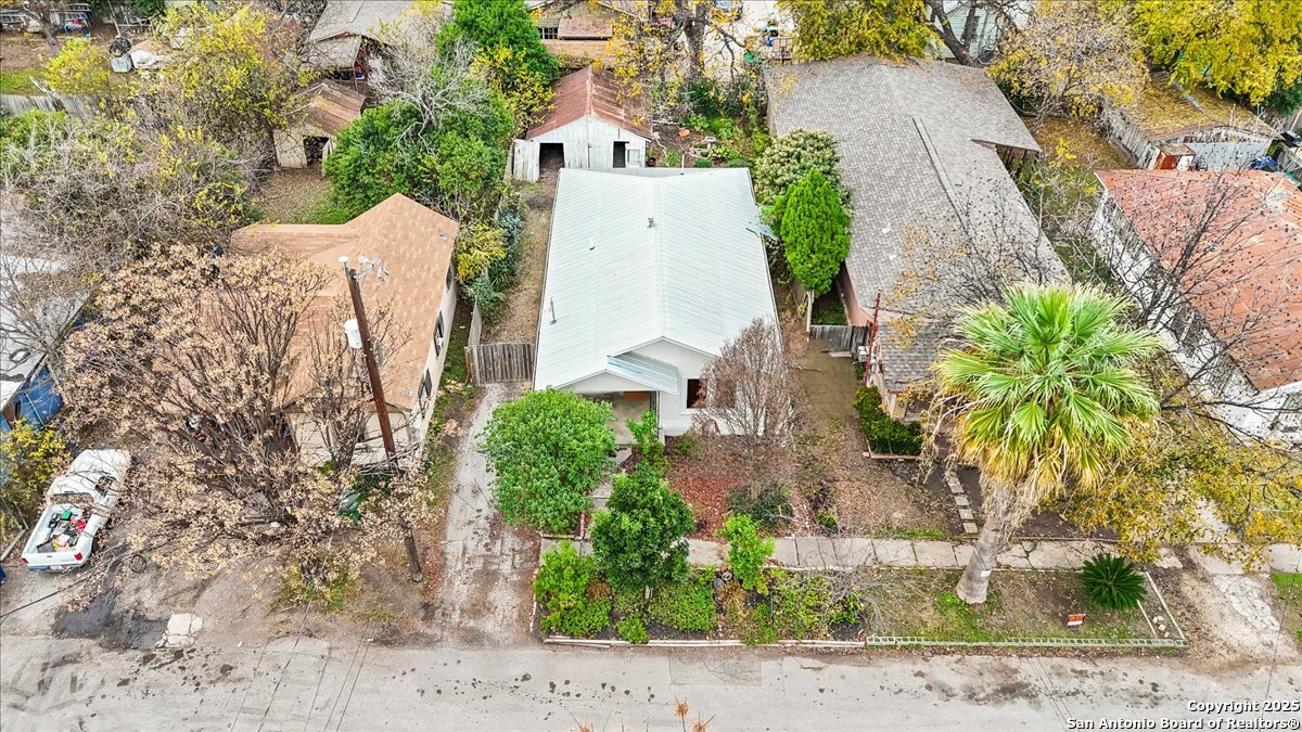 1019 Saint James San Antonio TX 78202