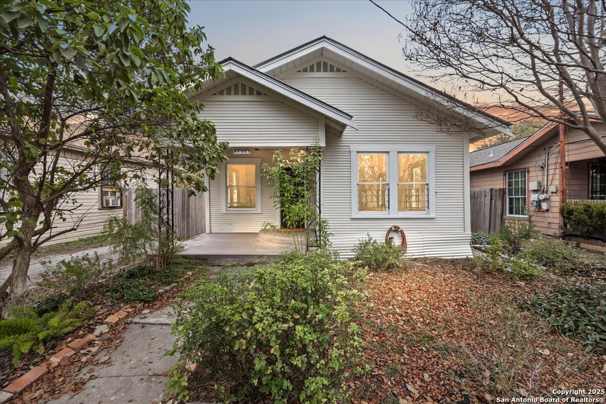 1019 Saint James San Antonio TX 78202