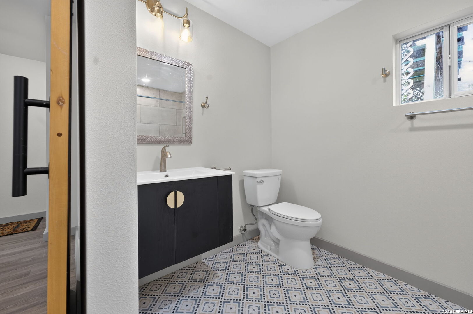 501 W Agarita Avenue San Antonio TX 78212