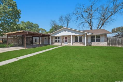 221 Maple Schertz TX 78154