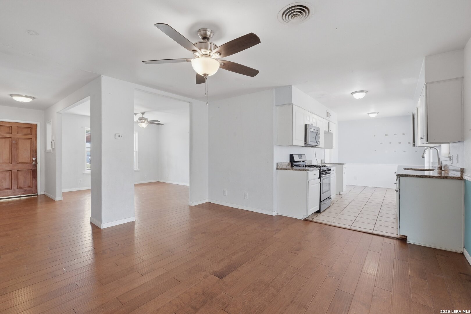 221 Maple Schertz TX 78154