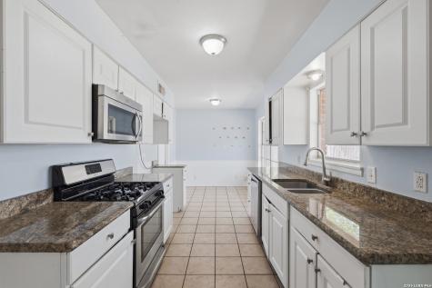 221 Maple Schertz TX 78154